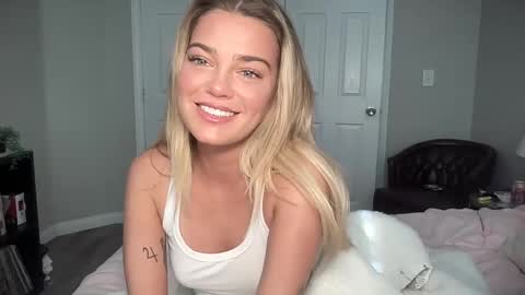 Marciabrady online show from 01/15/25, 07:12