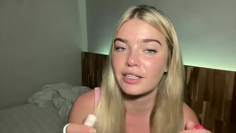 Marciabrady online show from 03/28/26, 04:45