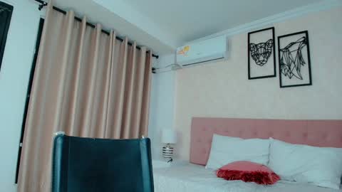 Sarahs Room online show from 01/23/25, 12:46