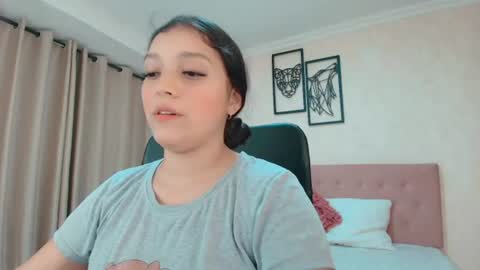 Snapshot of littlemolly_pregnant chatting on 07/18/26, 03:11 Sarahs Room online show from 07/18/26, 03:11
