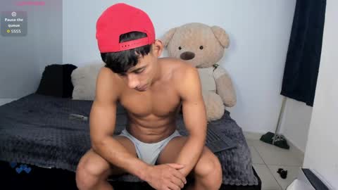 PARKER online show from 04/05/26, 01:30