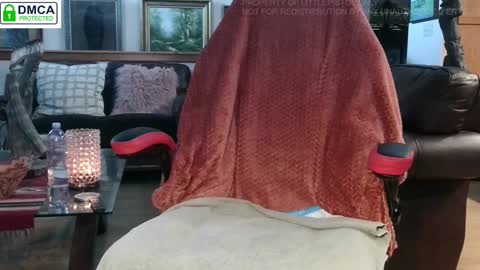 Miss D   Shows Mon Wed  Fri online show from 01/17/25, 11:29