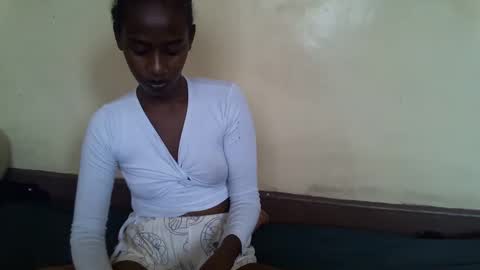 Snapshot of littlesandie chatting on 03/07/25, 12:45 littlesandie online show from 03/07/25, 12:45