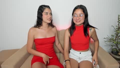 - Eileen - Izzy - Stiven online show from 01/10/26, 07:48