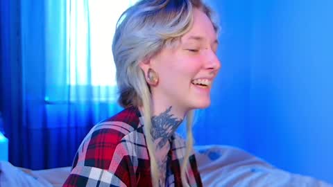 Niki  free tg channel with some photos gifs and info about streams  online show from 12/13/24, 08:09