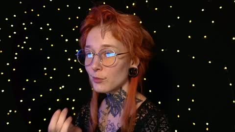 Niki  free tg channel with some photos gifs and info about streams  online show from 02/07/25, 11:01