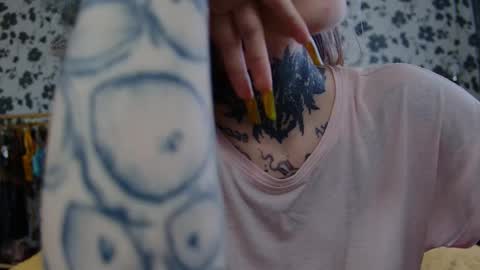 Niki  free tg channel with some photos gifs and info about streams  online show from 10/10/25, 06:34