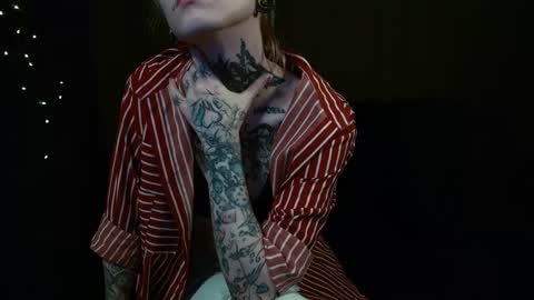 Niki  free tg channel with some photos gifs and info about streams  online show from 10/25/25, 04:57