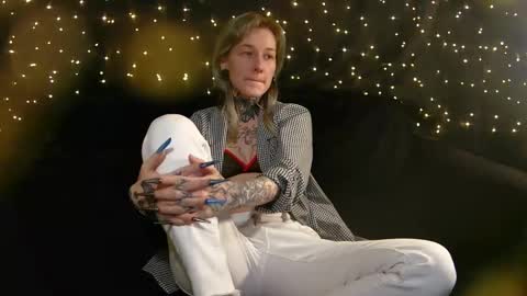 Niki  free tg channel with some photos gifs and info about streams  online show from 02/08/26, 07:01