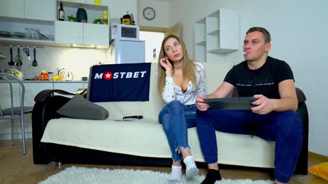 Little Tifany online show from 12/22/24, 12:27