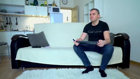 Little Tifany online show from 02/10/25, 11:25