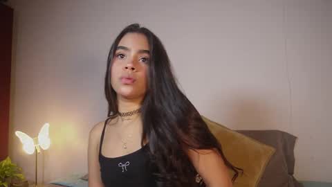 littletammy_ online show from 04/19/26, 03:55