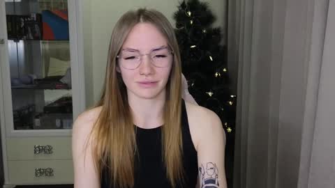 Eliana online show from 12/12/24, 11:18