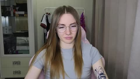 Eliana online show from 01/27/25, 11:54