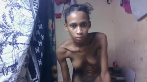 yanah online show from 04/12/26, 02:33