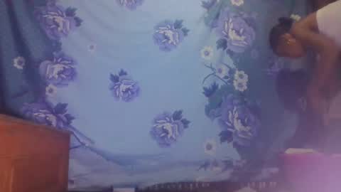 Snapshot of littleyanah chatting on 05/24/26, 07:08 yanah online show from 05/24/26, 07:08