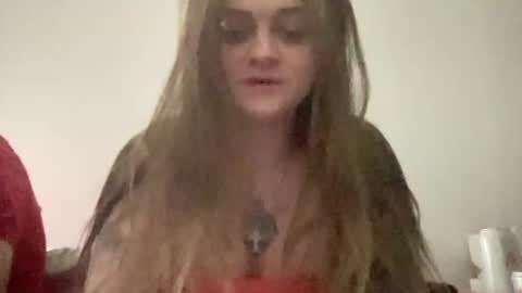 Nina online show from 03/06/25, 12:43