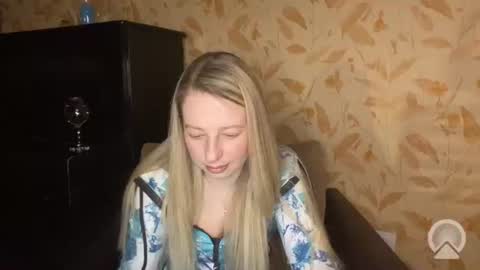 Snapshot of livandria chatting on 04/09/26, 08:58 Livandria online show from 04/09/26, 08:58