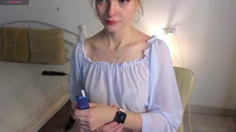 livia_hot online show from 07/10/26, 12:52