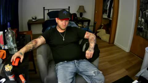 livingpuddle online show from 05/05/26, 04:04