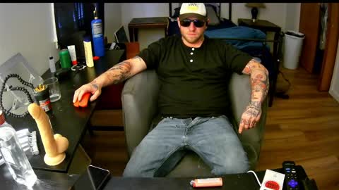livingpuddle online show from 06/01/26, 06:31