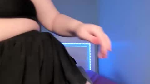 Liv online show from 01/15/26, 12:37