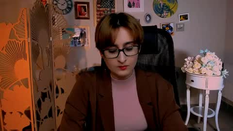 LixeLuna online show from 04/08/26, 06:24