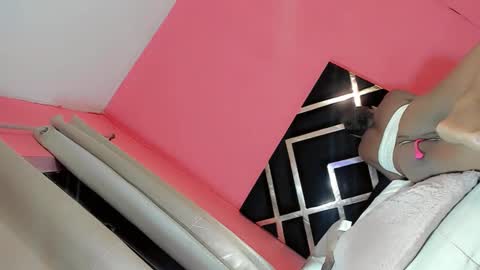 Snapshot of liyenpain01 chatting on 04/11/26, 07:45 liyenpain01 online show from 04/11/26, 07:45