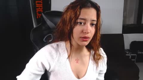 Snapshot of liz_beths chatting on 10/06/25, 09:34 Elizabeth online show from 10/06/25, 09:34