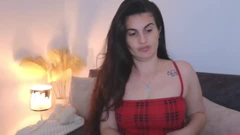 liz online show from 02/12/25, 03:49