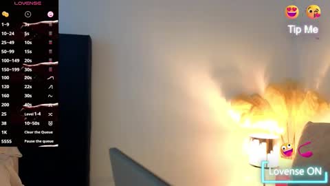 liz online show from 03/05/25, 09:04