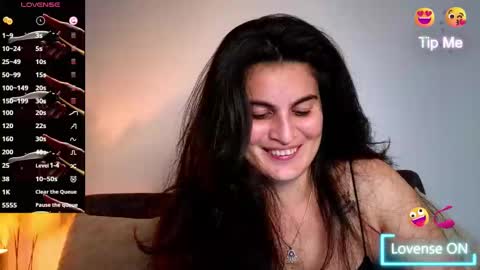 liz online show from 03/08/25, 02:01