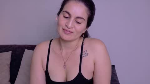 liz online show from 09/26/25, 04:00