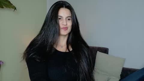 liz online show from 10/22/25, 09:14