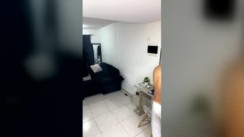 liz_xxx_zayn online show from 02/25/26, 11:47