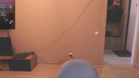 Liza Wet online show from 09/15/25, 04:23