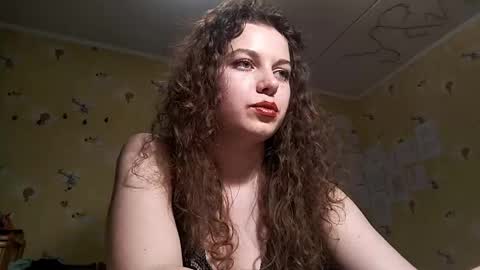 Molly online show from 04/13/26, 05:18