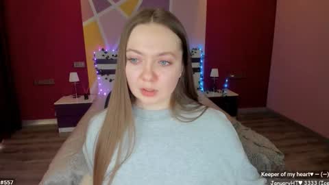 Girl next door online show from 01/17/26, 12:43