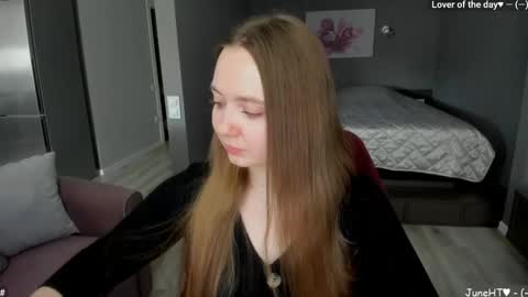 Girl next door online show from 06/02/26, 11:34