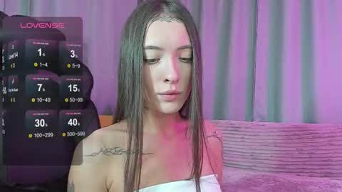 LizaLure online show from 10/06/25, 10:40