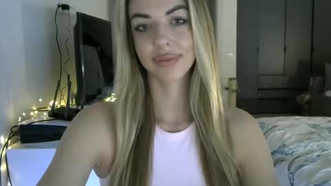 LizaSweetyy online show from 02/22/26, 08:46
