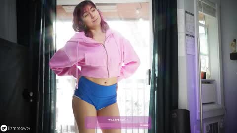 Liselle online show from 02/23/26, 10:18