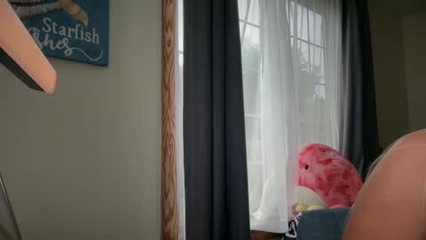 Liz Purr online show from 02/24/25, 11:19