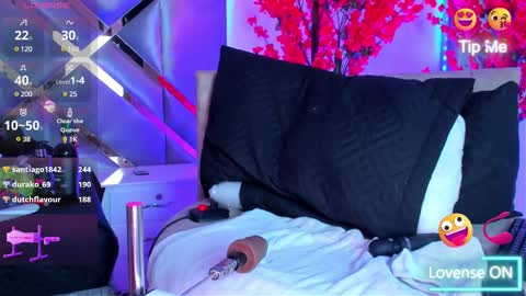 Liz online show from 02/22/25, 09:23