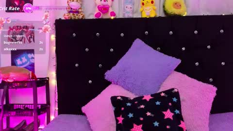 Lizz online show from 12/01/25, 10:37