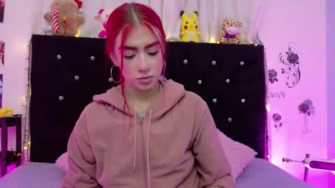 Snapshot of lizz_bela1 chatting on 02/19/26, 11:45 Lizz online show from 02/19/26, 11:45