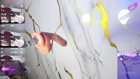 Snapshot of lizz_tender chatting on 02/27/26, 01:00 Lizz online show from 02/27/26, 01:00