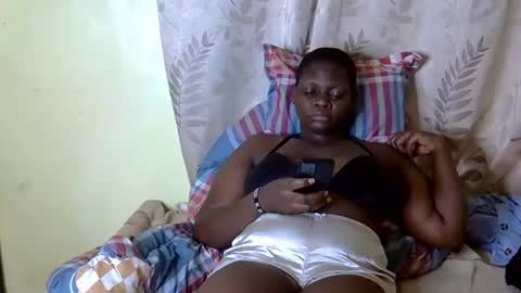 Snapshot of lizzahh chatting on 09/30/25, 06:57 lizzahh online show from 09/30/25, 06:57