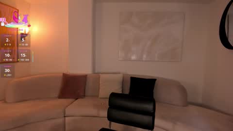 Lizz online show from 10/24/25, 04:09