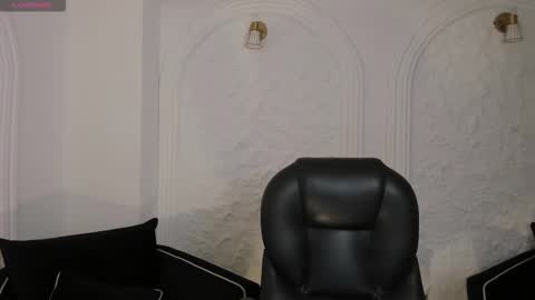 Lizz online show from 01/11/26, 03:22